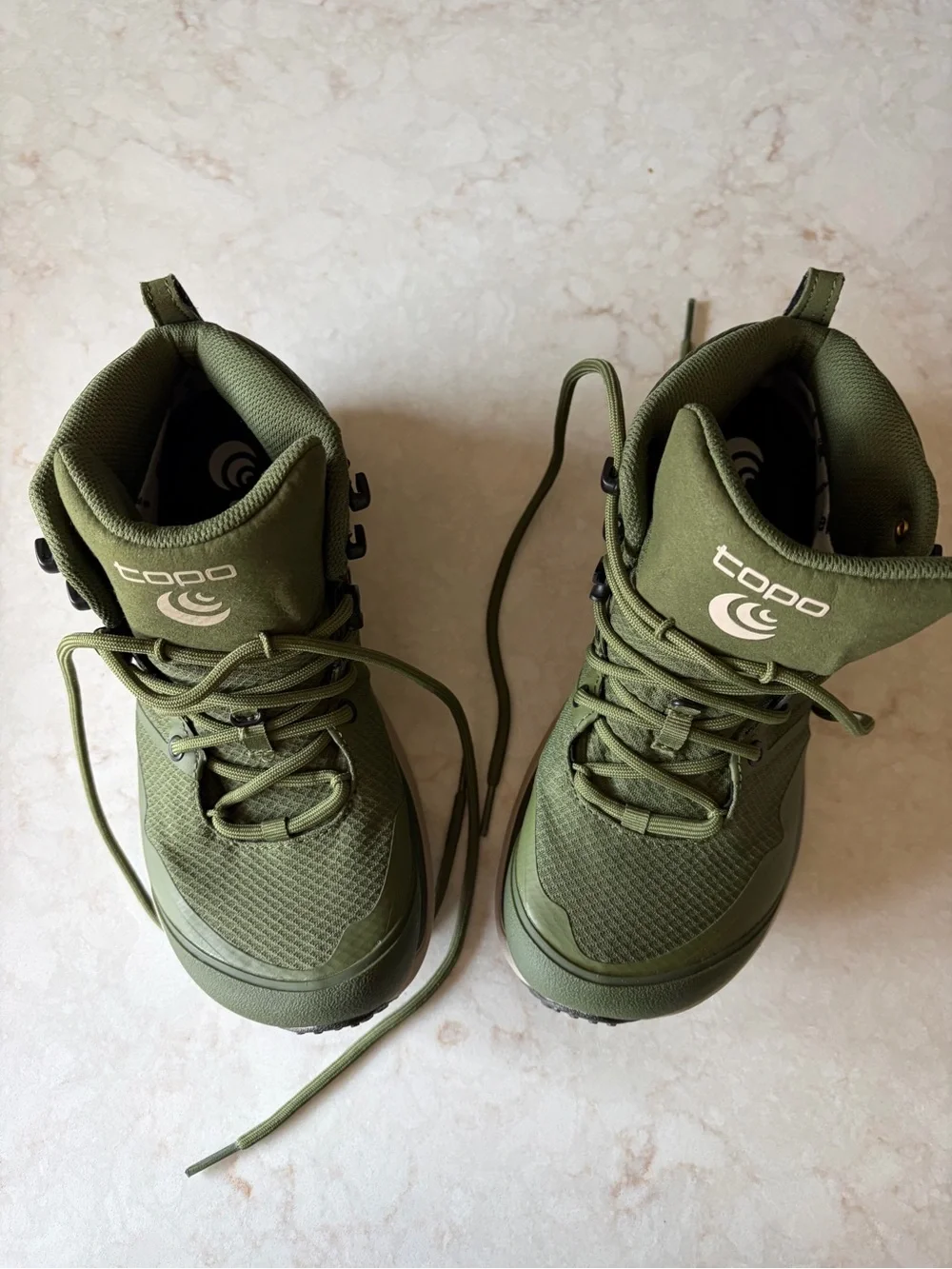 Women’s TOPO New Trailventure 2 WP Hiking Boot Green Tan Vibram Sole Size 6.0